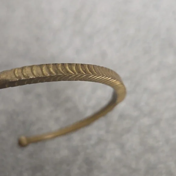 Brass Cuff Bracelet - Picture 4 of 4
